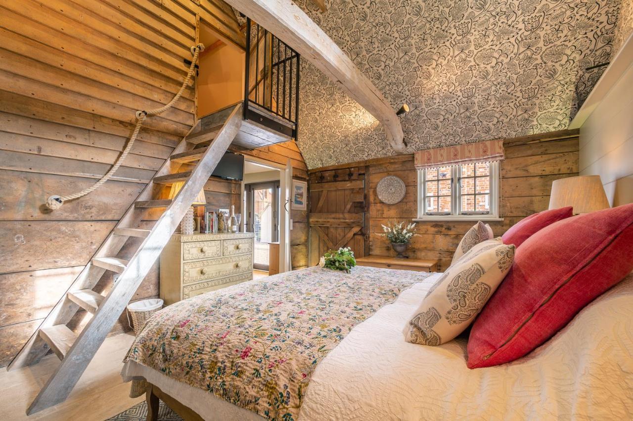 Romantic Cottage In Pretty Village With Great Pubs - Stoke Cartlodge Колчестер Экстерьер фото
